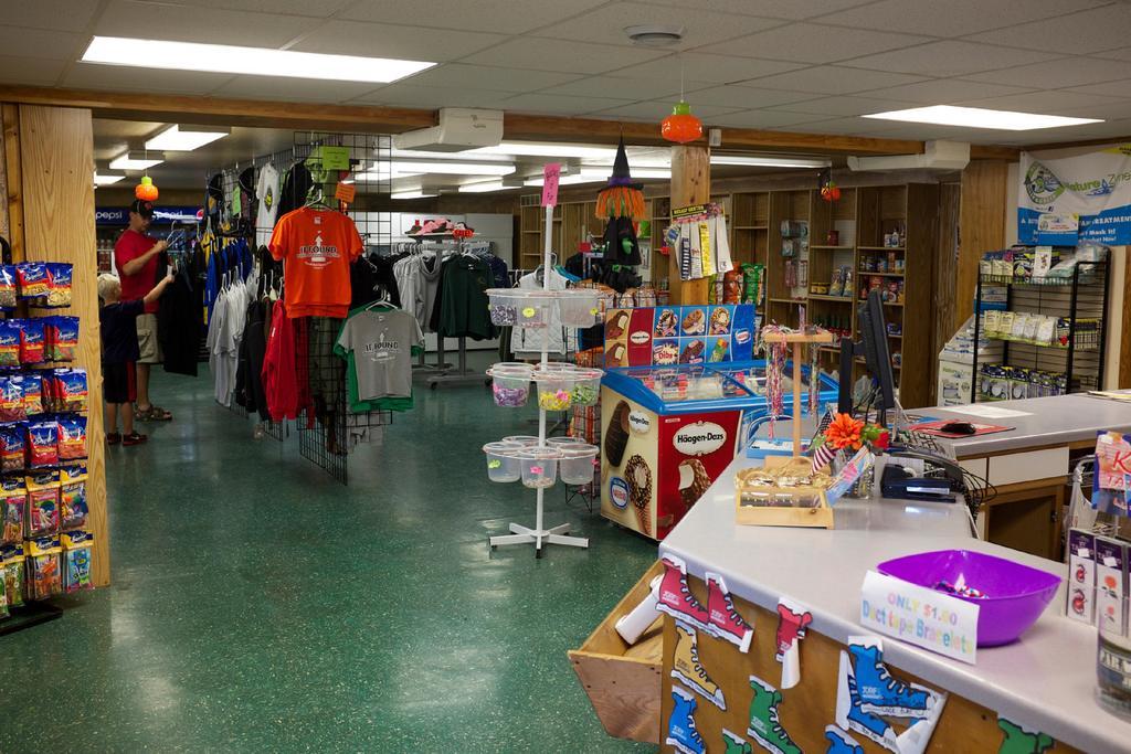 Plymouth Rock Camping Resort Rustic Cabin Elkhart Lake エクステリア 写真