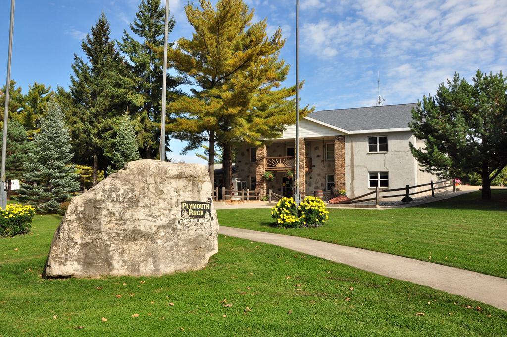 Plymouth Rock Camping Resort Rustic Cabin Elkhart Lake エクステリア 写真