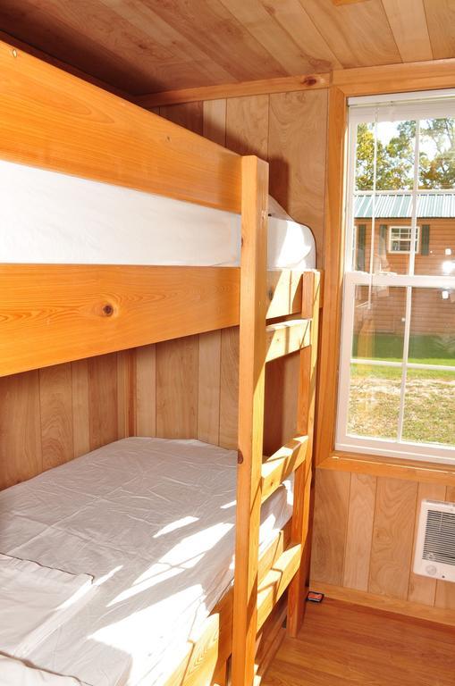 Plymouth Rock Camping Resort Rustic Cabin Elkhart Lake エクステリア 写真