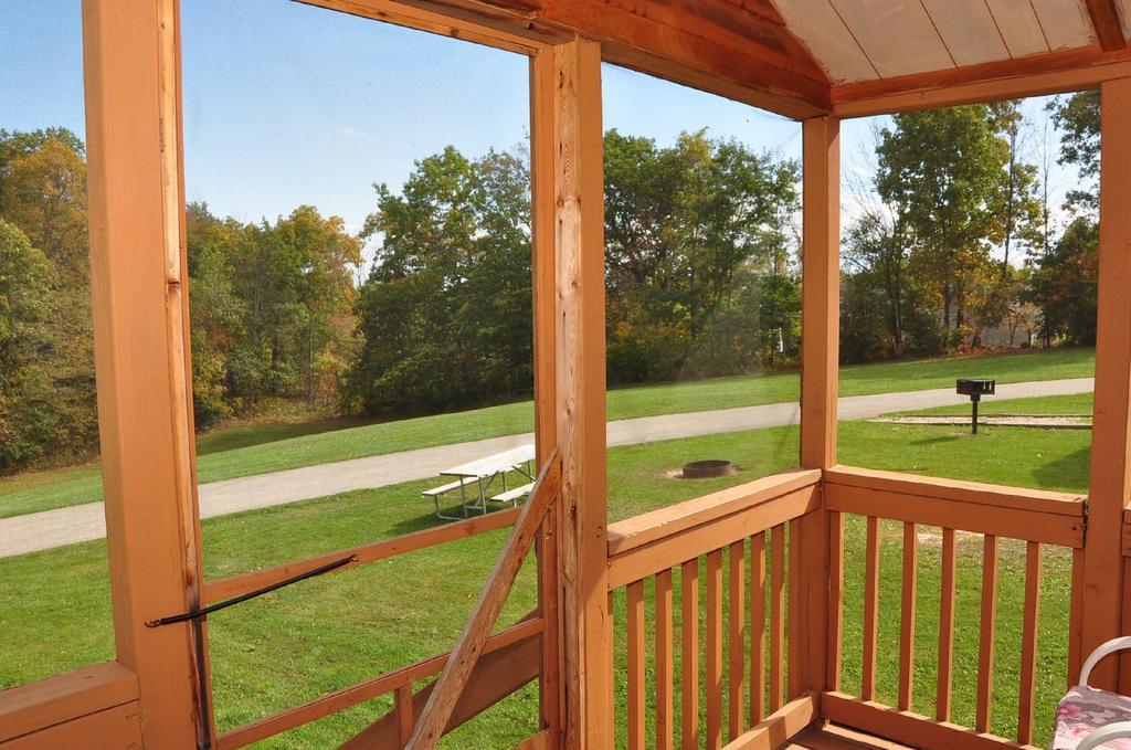 Plymouth Rock Camping Resort Rustic Cabin Elkhart Lake エクステリア 写真