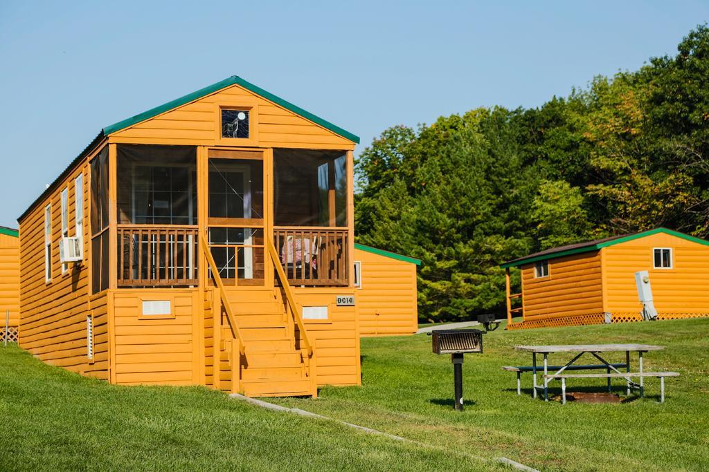 Plymouth Rock Camping Resort Rustic Cabin Elkhart Lake エクステリア 写真